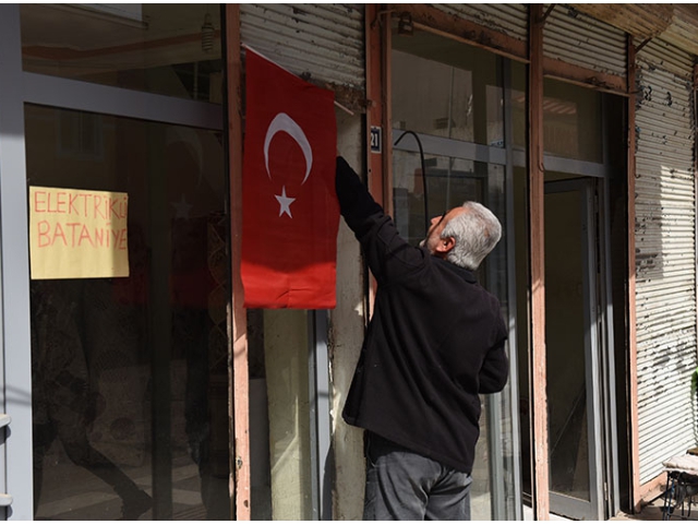 Türkiye Mehmetçik için tek yürek oldu