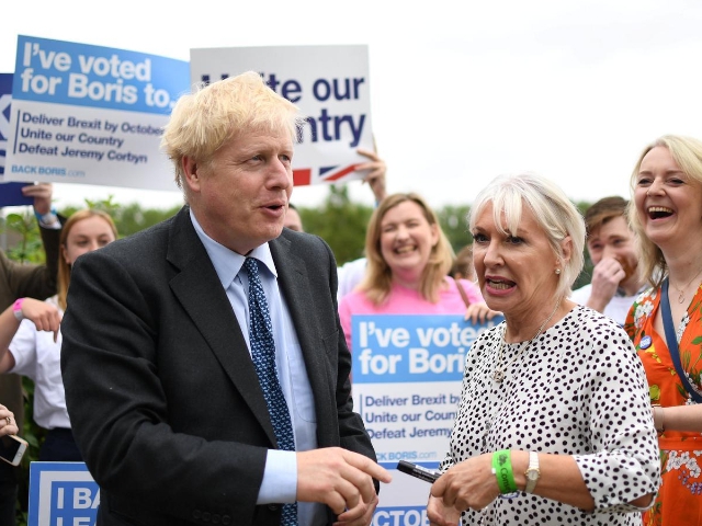 İngiltere Sağlık Bakan Yardımcısı Nadine Dorries'te korona virüsü