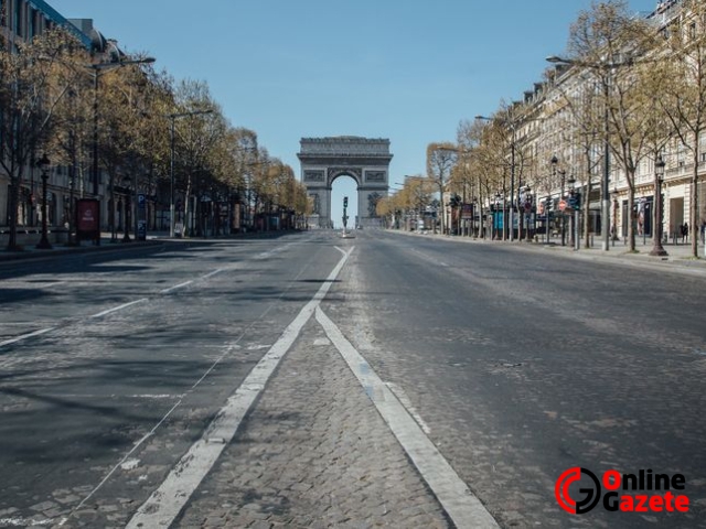 Fransa salgını nedeniyle serbest dolaşım kısıtlamalarını daha da uzattığını açıkladı