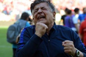 Yılmaz Vural fenalaştı